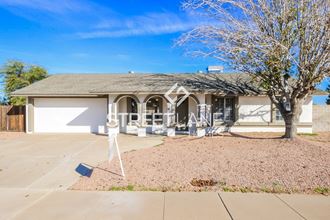 2736 E JUANITA Avenue 3 Beds Apartment for Rent