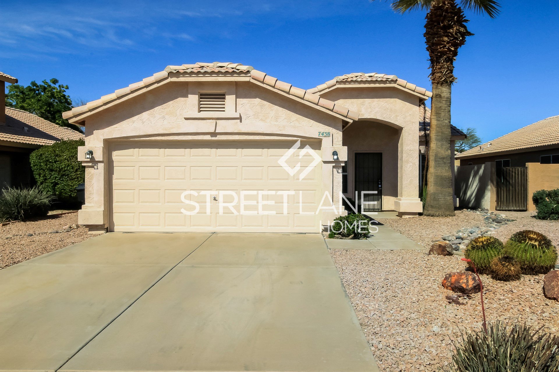 7438 E LOBO AVE