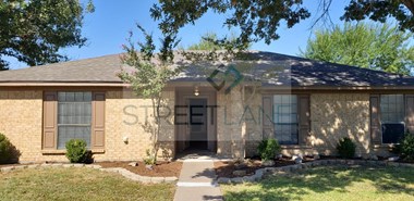 1007 Courtney Dr 3 Beds House for Rent Photo Gallery 1
