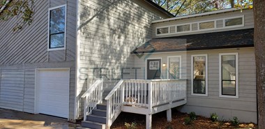 1031 Mainstreet Lake Dr 3 Beds House for Rent - Photo Gallery 1