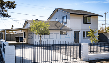 11007 W MOHAVE Street 5 Beds House for Rent