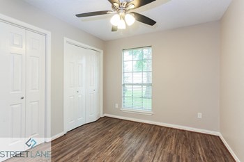 1810 Runaway Scrape Court 3 Beds House for Rent - Photo Gallery 12