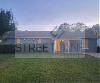 122 Cooper 3 Beds House for Rent
