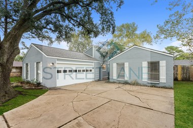 2210 Colonial Court 3 Beds House for Rent - Photo Gallery 1