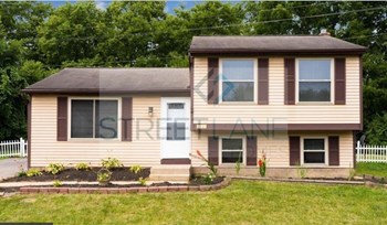 2341 Topaz 3 Beds House for Rent