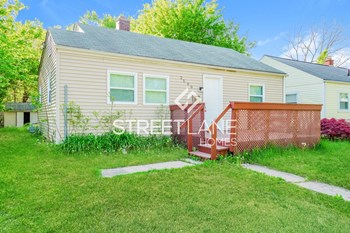 2560 HOWEY 2 Beds House for Rent