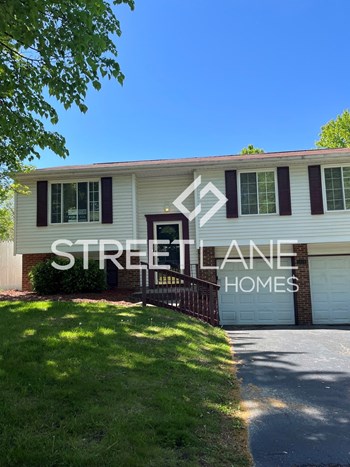 2993 Deepwood 3 Beds House for Rent - Photo Gallery 2