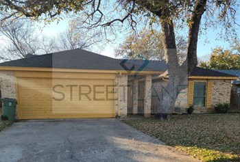 3025 Woodbridge Dr 4 Beds House for Rent