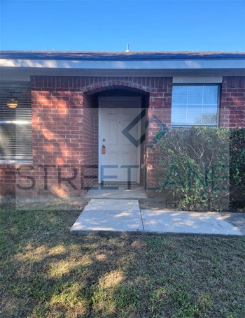 3909 Honey 3 Beds House for Rent