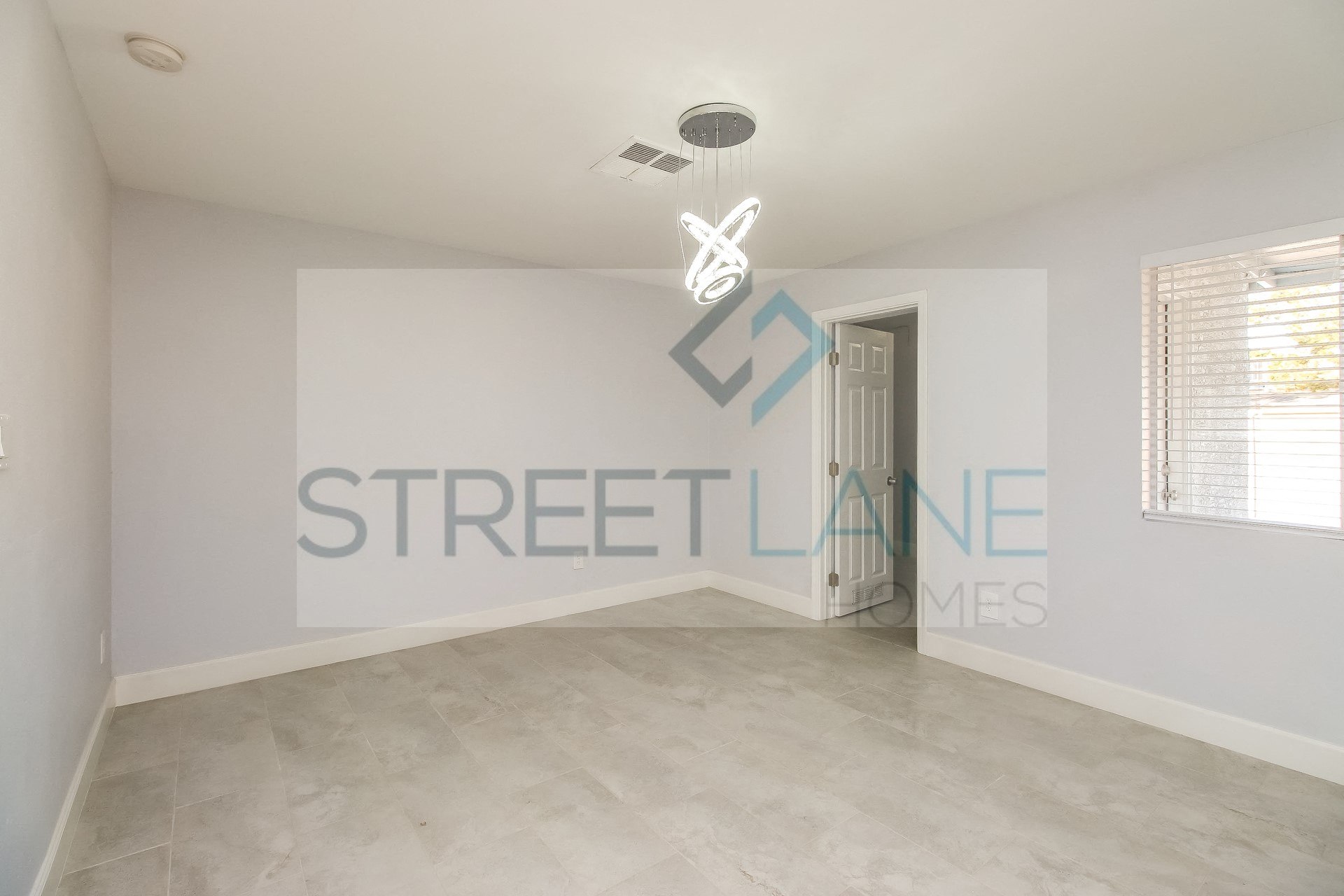 930 S PASADENA --