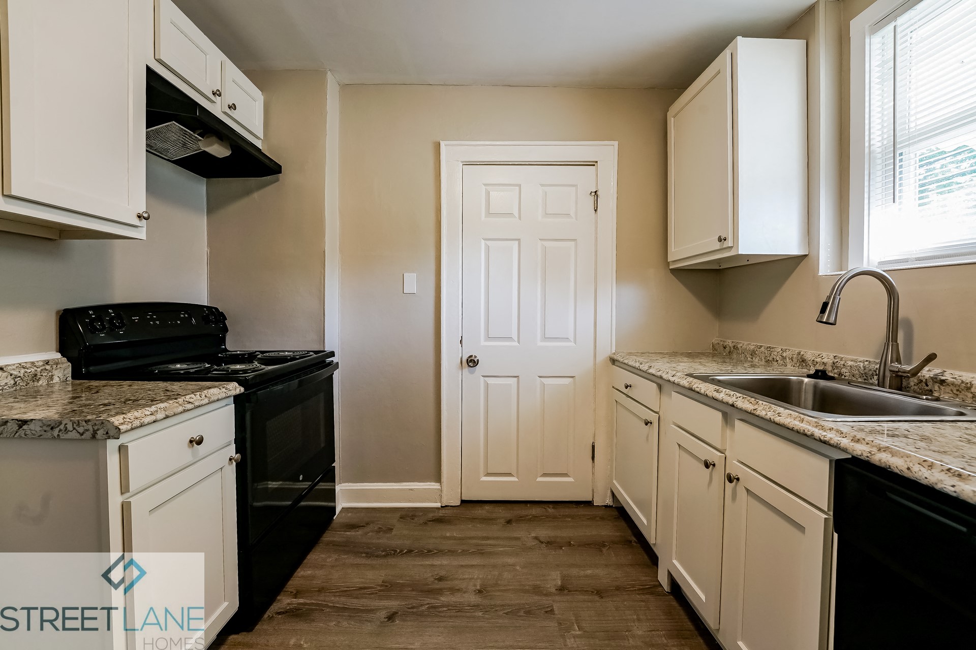 723 S Richardson Ave