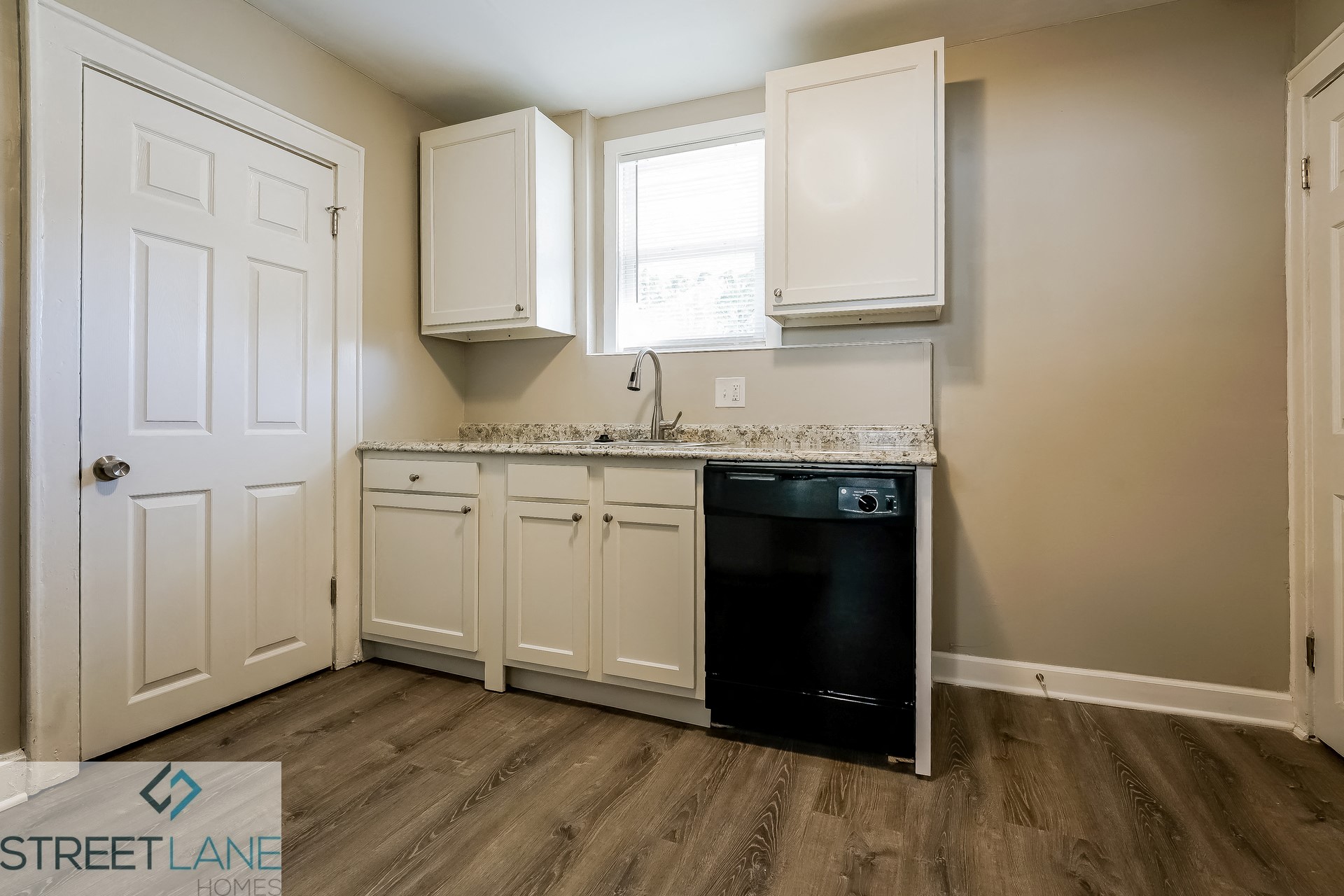 723 S Richardson Ave