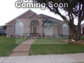 8705 Gulfview Dr 4 Beds House for Rent