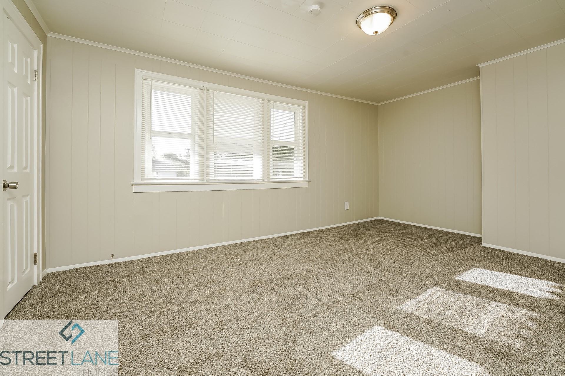 723 S Richardson Ave