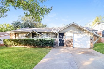 905 Bryan Dr 3 Beds House for Rent