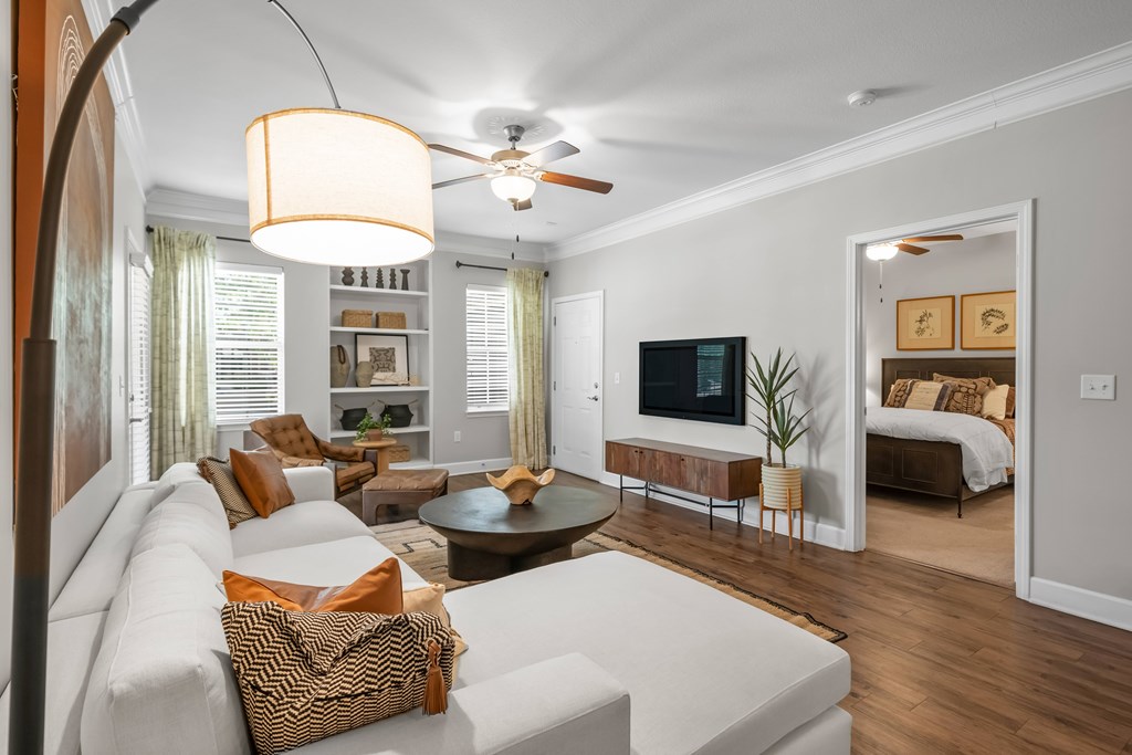 Large Floor Plans and Villas at Villa Milano in Leawood Kansas