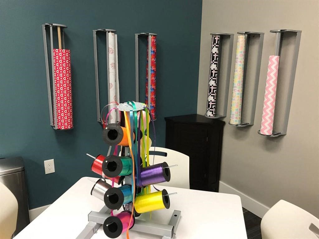 a bunch of tubes on a table in a room