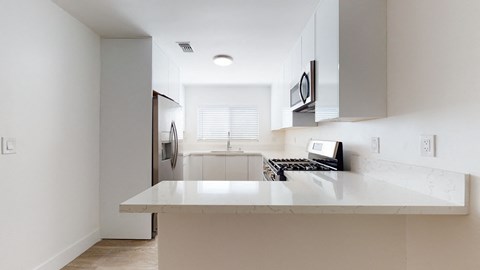 400 N Los Robles Ave