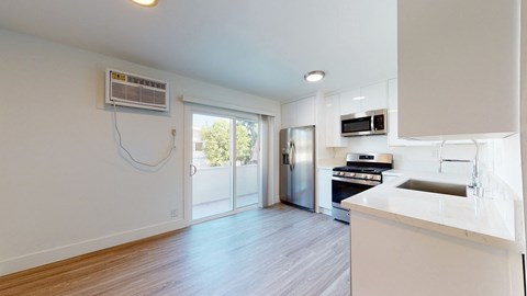 400 N Los Robles Ave