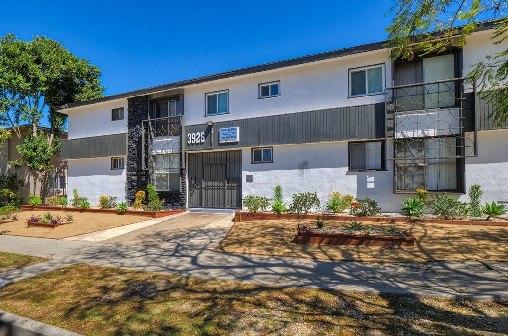 the building in which the apartment is located