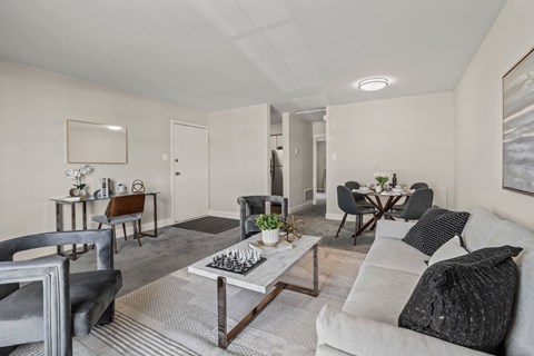 Living Room at Rushwood Apartments, Pennsylvania