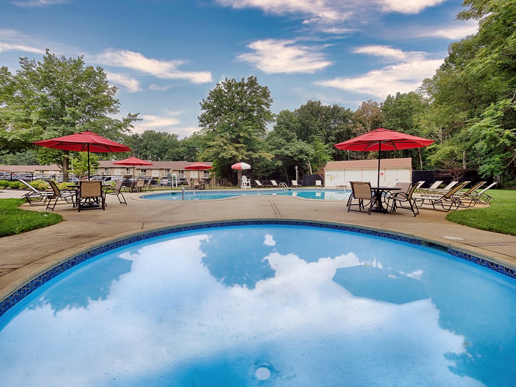 Atlantic Pointe Apartments, 165 Thousand Oaks Dr., Atlantic Highlands