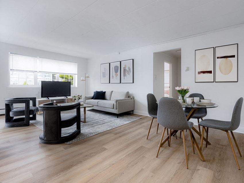 Chestnut Hill Village Apartments, 7715 Crittenden St, Philadelphia, PA