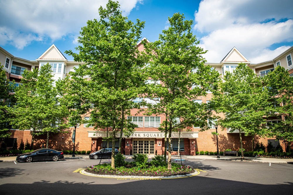 front view at Park Square Apartments, Rahway, New Jersey