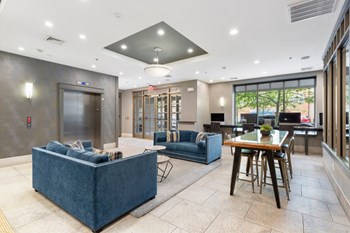 Park Square Lobby - Photo Gallery 18