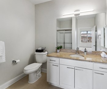 Park Square Bathroom - Photo Gallery 15