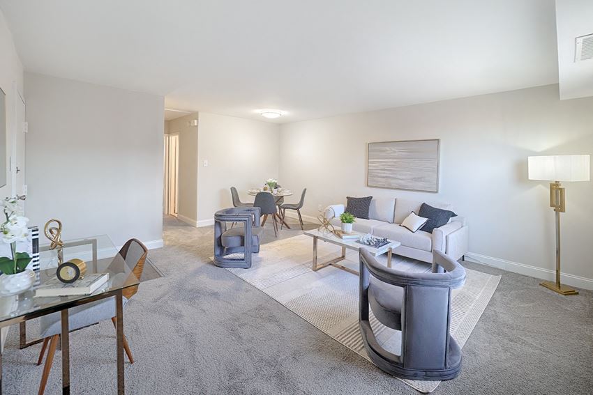 Rushwood Apartments Living Room - Photo Gallery