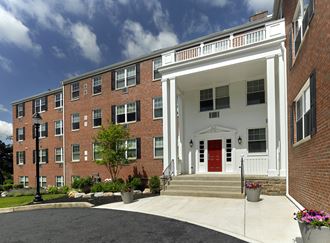 Crestwood Apartments