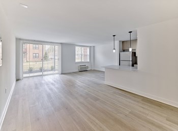 Spacious Living Rooms with Private Terraces or Balconies - Photo Gallery 6