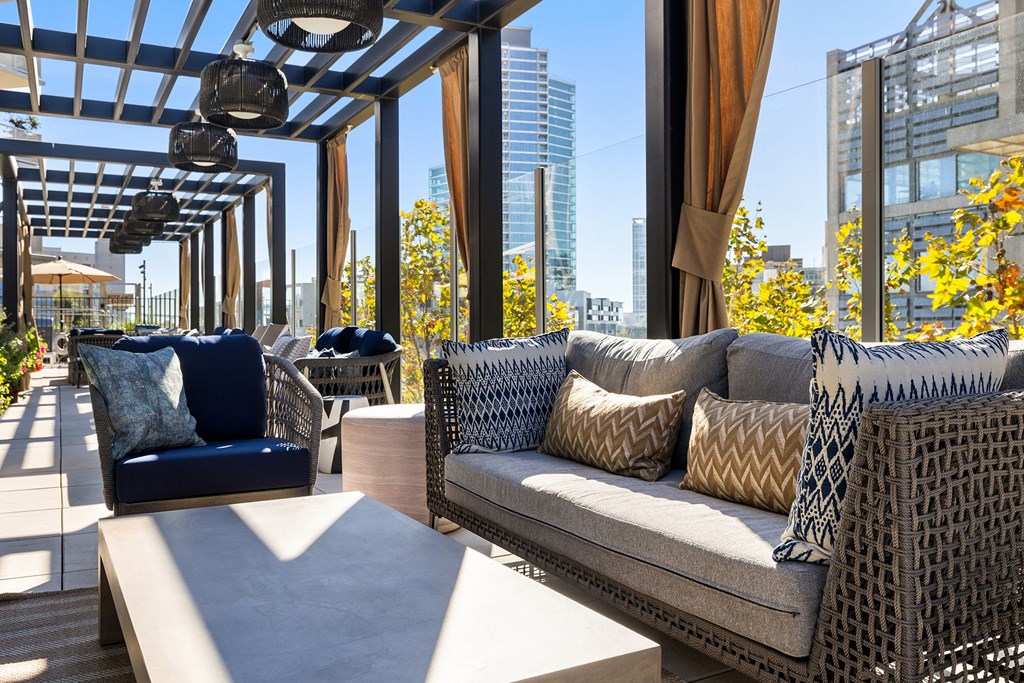 Patio with table at K1 Apartments, San Diego, CA, 92101