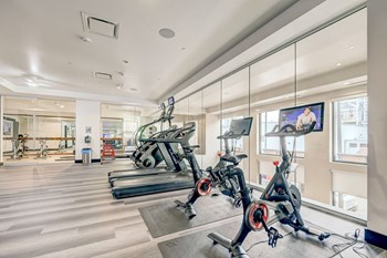 the gym at ALara union station apartments - Photo Gallery 6