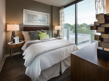 Upgraded Interiors at Azure on The Park, Georgia, 30309 - Photo Gallery 10