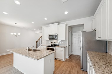 3251 Cross Road 3-4 Beds Apartment for Rent