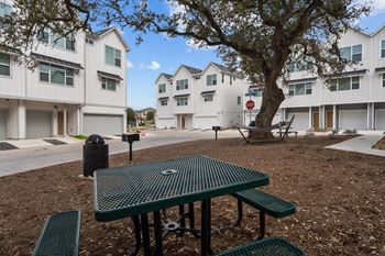 Courtyard With Walking Paths at Villae ATX Luxury Rental Townhomes, Texas
