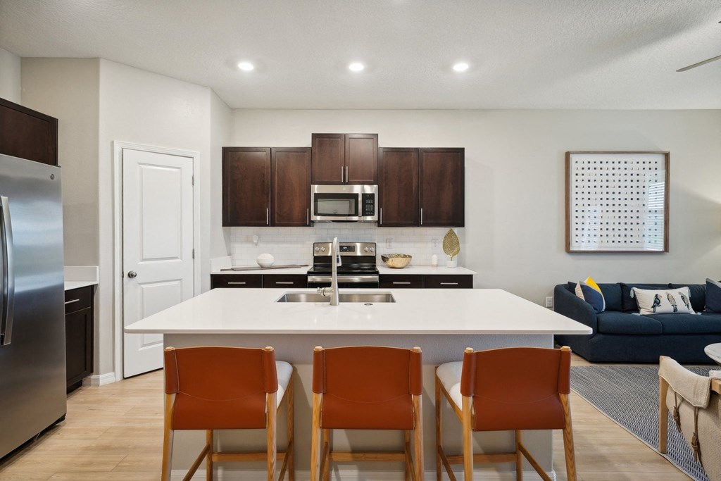 the preserve at ballantyne commons apartment kitchen and living room