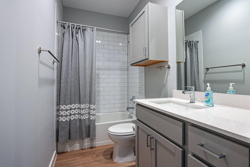 Villae ATX Apartments Bathroom