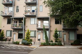 Private patios Private patios at Quinten Tower, Portland, 97232 - Photo Gallery