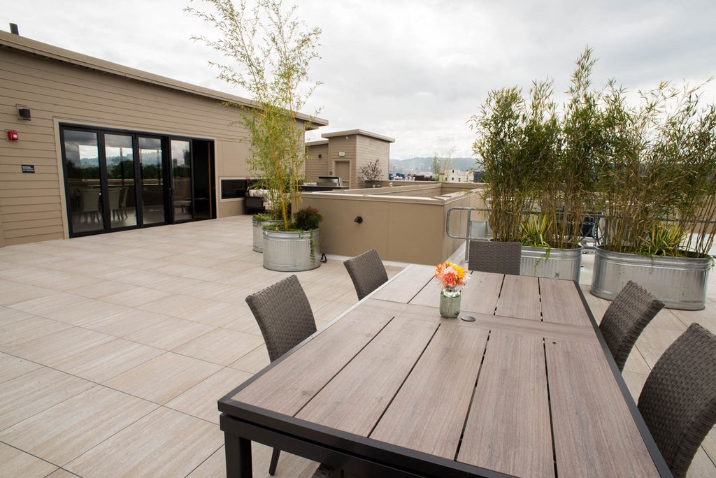 Rooftop Deck at Quinten Tower, Oregon, 97232