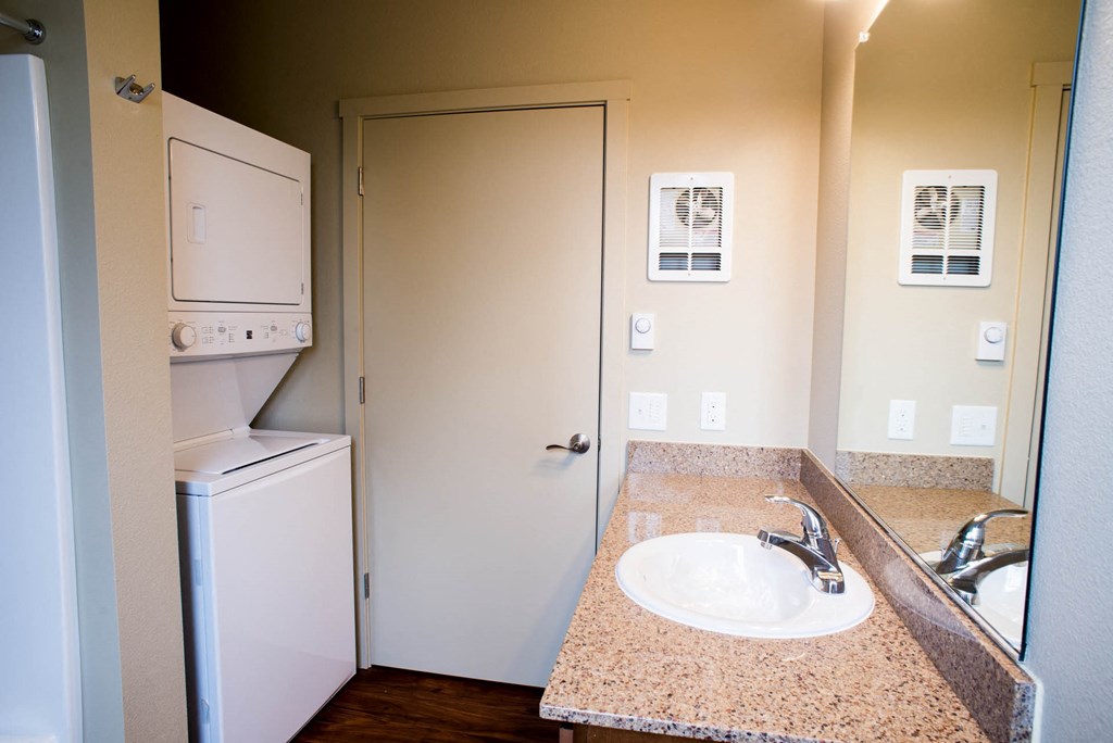 In-unit washer and dryers at Quinten Tower, Portland, Oregon