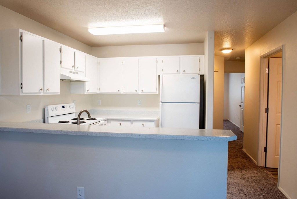 Open concept and bright living spaces at Wingsong Manor Apartments, Portland, Oregon