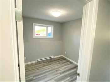 1010 Richmond Ave 3 Beds Apartment for Rent - Photo Gallery 4