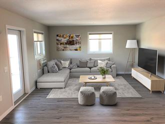 61 Oxford Common 2-3 Beds Apartment for Rent - Photo Gallery