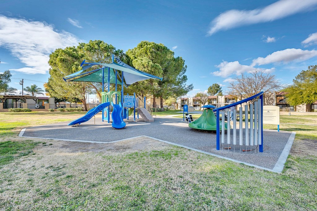 playgrounds at the preserve at ballantyne commons apartments