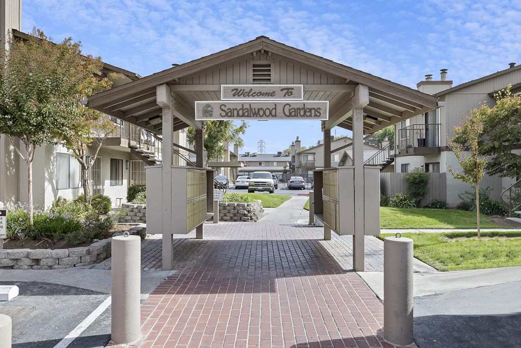 the entrance to the scandinavia gate apartments