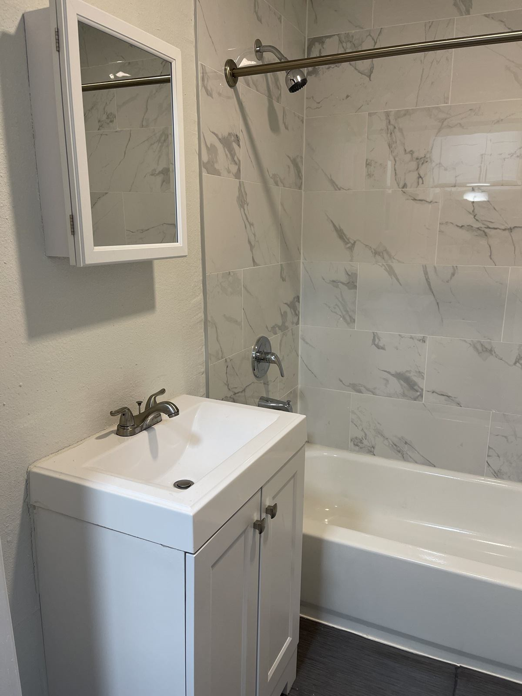 this is a photo of the bathroom in the 690 square foot 1 bedroom apartment at the