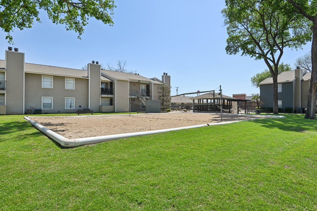 Green Space at Abbey Glenn Apartments, Waco